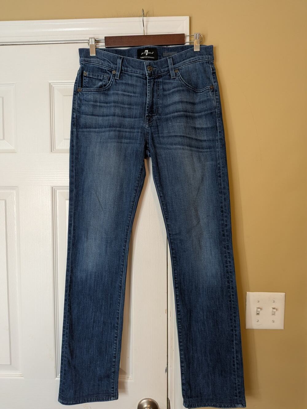 7 For All Mankind Slimmy Luxe Performance Straight Leg Jeans Size 29 Western